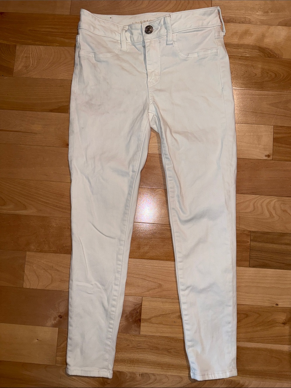 White Women's AE NLStretch Skinny Jeans 4 see pics for flaws